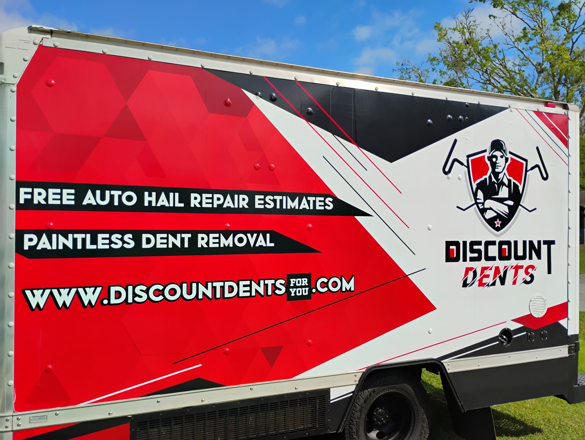 Discount Dents box truck for hail repair service